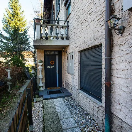 Bronia 3 Bedroom & Free Parking