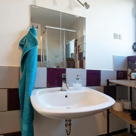 Bronia 3 Bedroom & Free Parking *